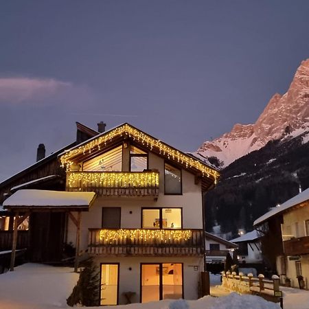 Appartements Simone แอห์วัลด์ ภายนอก รูปภาพ